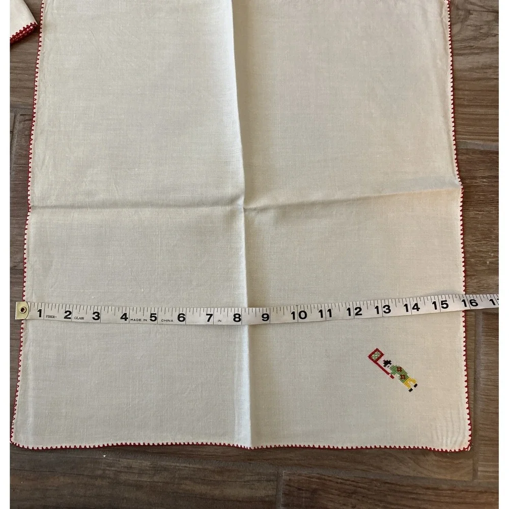6 Embroidered Napkins With Red Edging & Boy 16